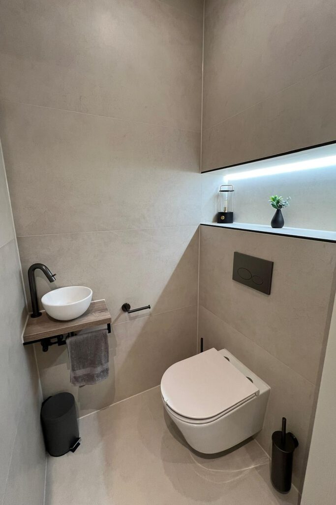 toilet-2-3-rectangle